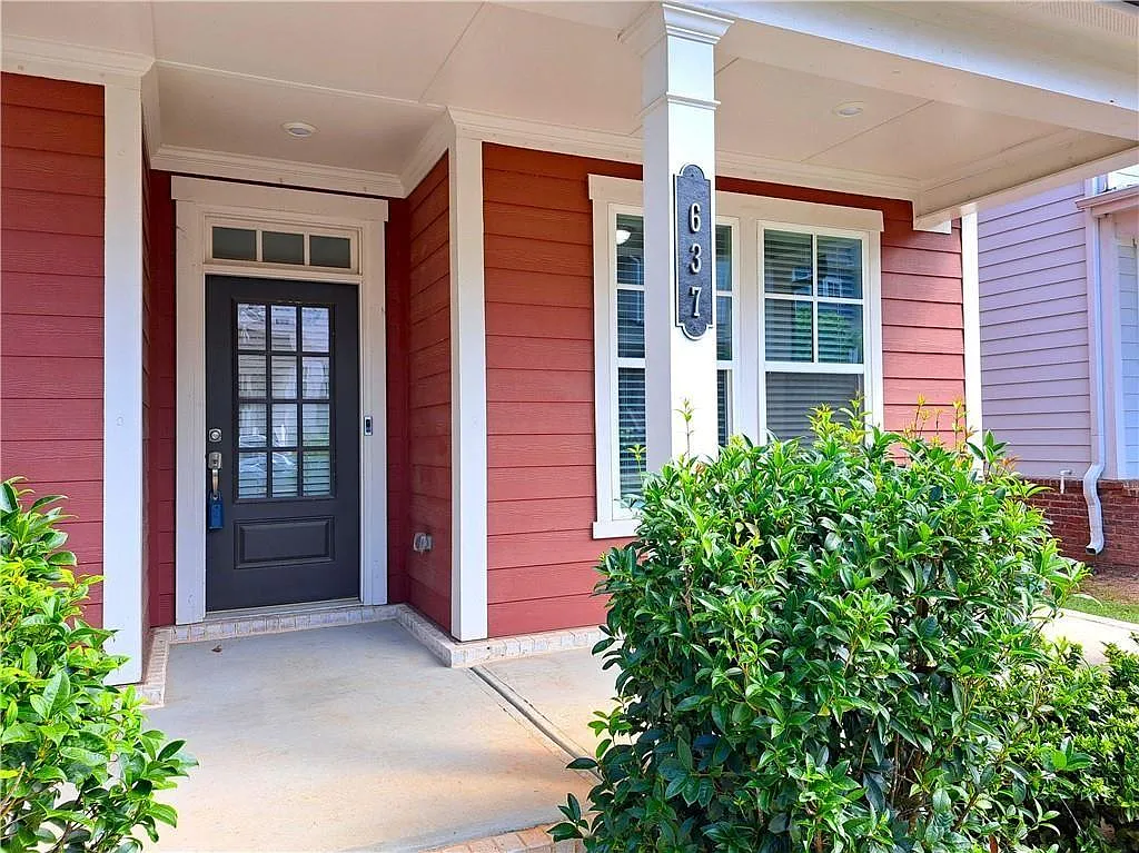 4 bed, 3.0 bath, 2540 sqft, $3,500 — Photo 3