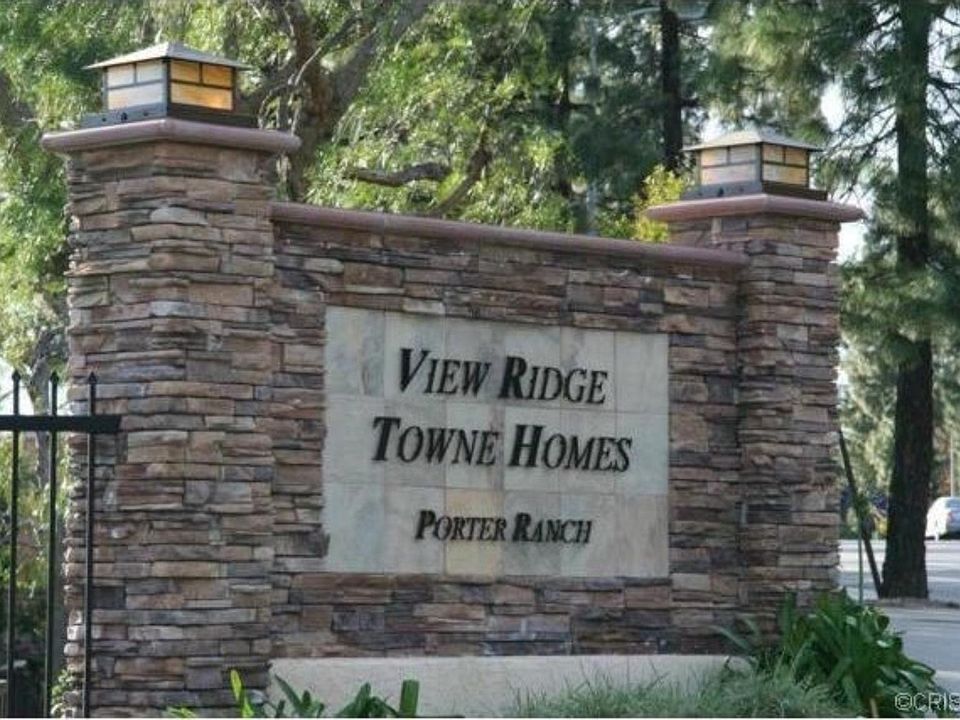 Viewridge townhomes off Rinaldi near Porter Valley Country C