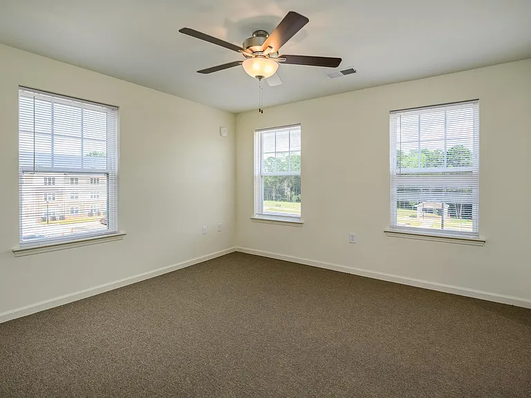 The Residence at Northgate — Photo 34