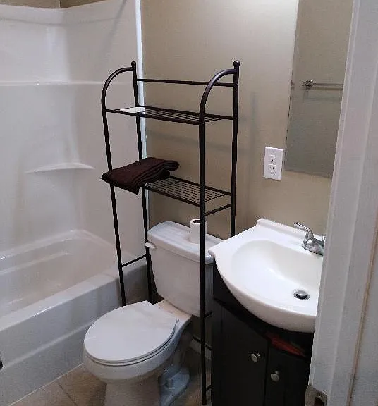 408 W Culton St — Photo 7