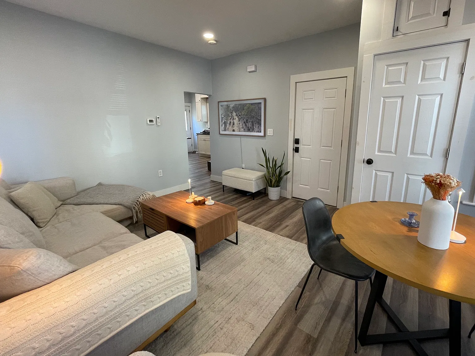 12 Cypress St — Photo 3