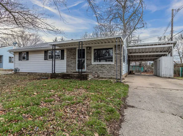 1316 S State St, Champaign, IL 61820