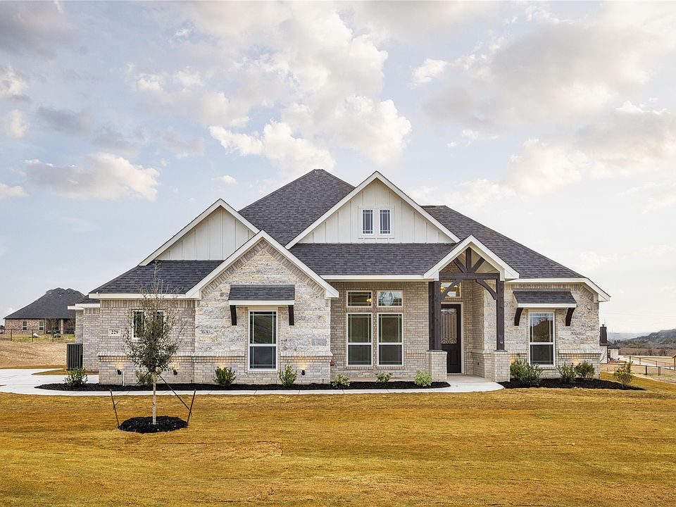 1st image of 229 Oak Meadow Ln