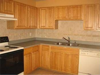 5th image of 1703 Alexandria Ln