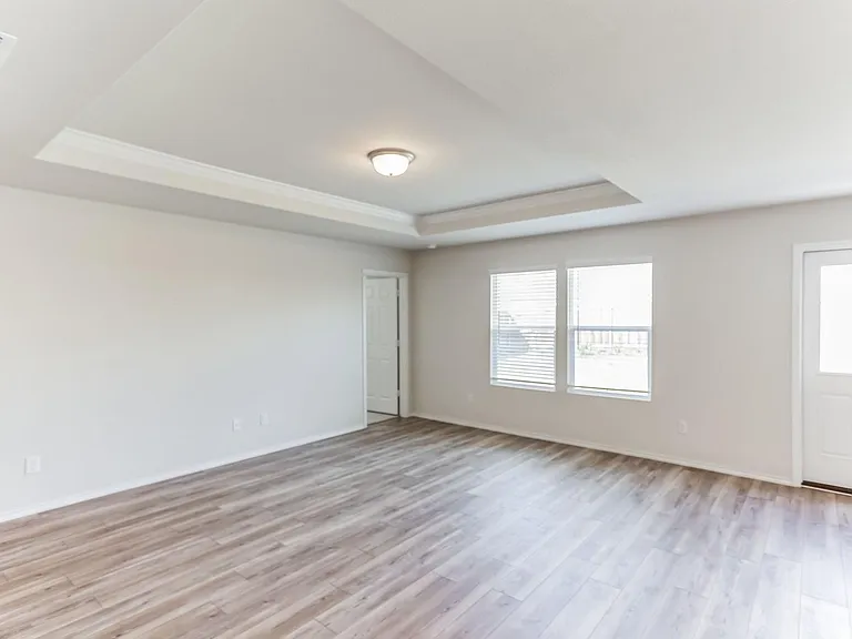 16009 Wanderer Ln — Photo 12