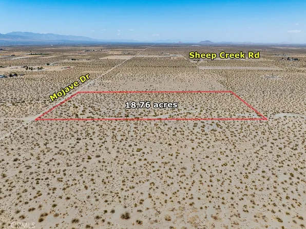 1 Mojave Dr, Phelan, CA 92371