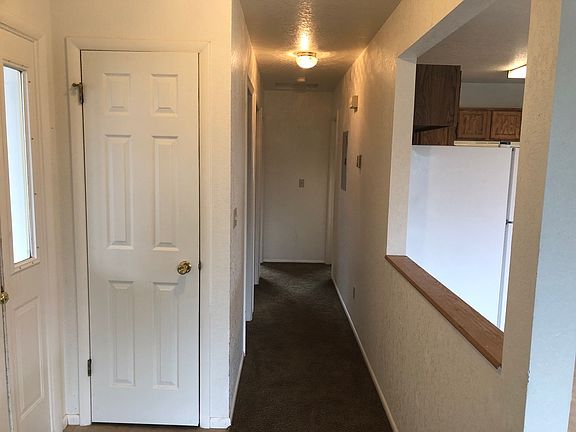 5th image of 105 E Granite Ave #A