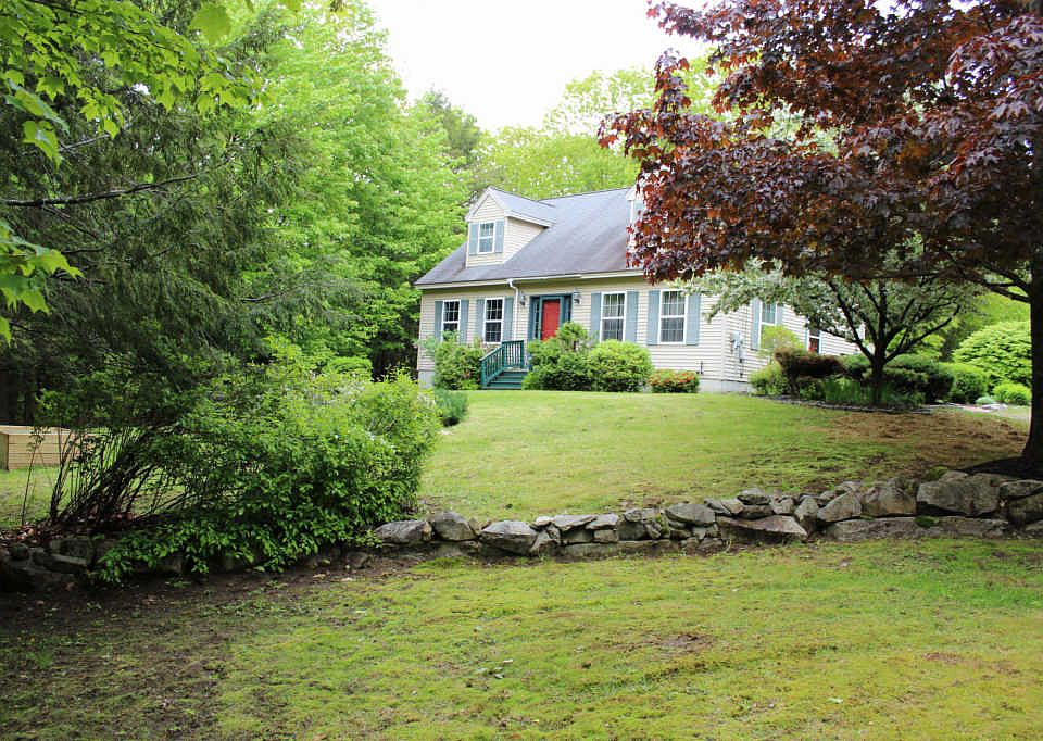 1st image of 191 Valley Rd