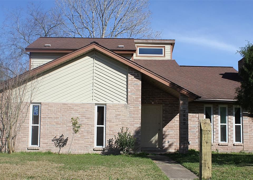 1st image of 7602 Western Oak Ln