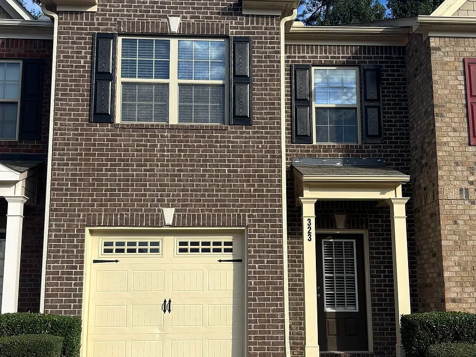 323 Knelston Oak Dr