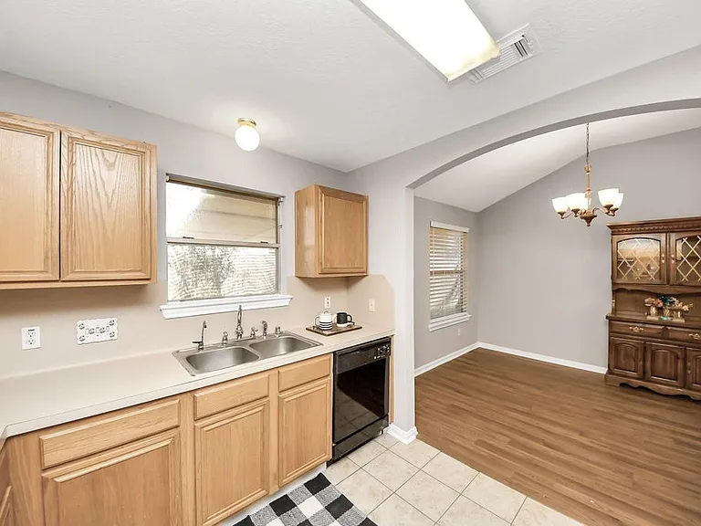 5615 Brenwood Glen Trl — Photo 11