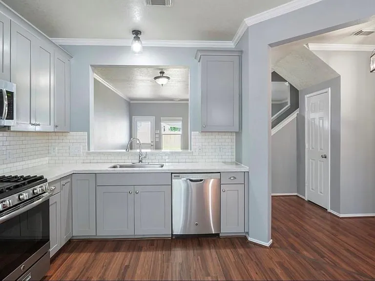 29705 Parliament Hills Dr — Photo 12