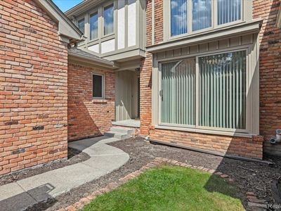 24066 Bingham Pointe Dr #11, Franklin, MI, 48025
