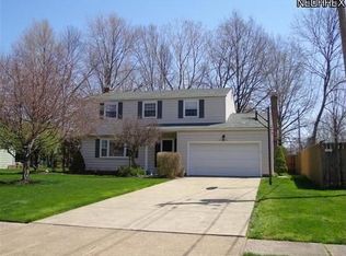 7115 Hoover Dr, Mentor, OH 44060