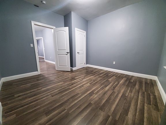 4th image of 32 Corbin Ave #6E