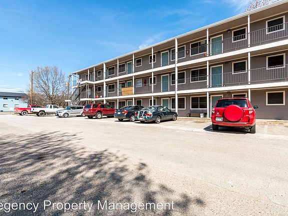 3rd image of 1405 Clearfield Dr APT 301