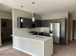 526 Bound Brook Rd, Dunellen, NJ 08812