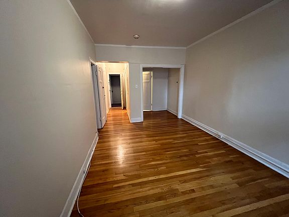 3rd image of 1200 Clay St #5