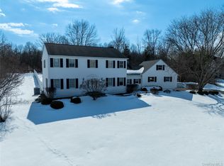 13 Bray Farm Lane, Wappingers Falls, NY 12590