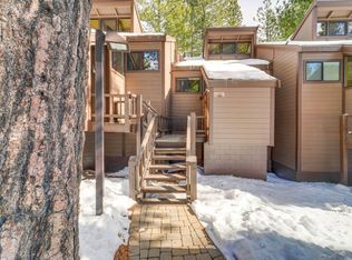 6127 Rocky Point Cir, Truckee, CA 96161