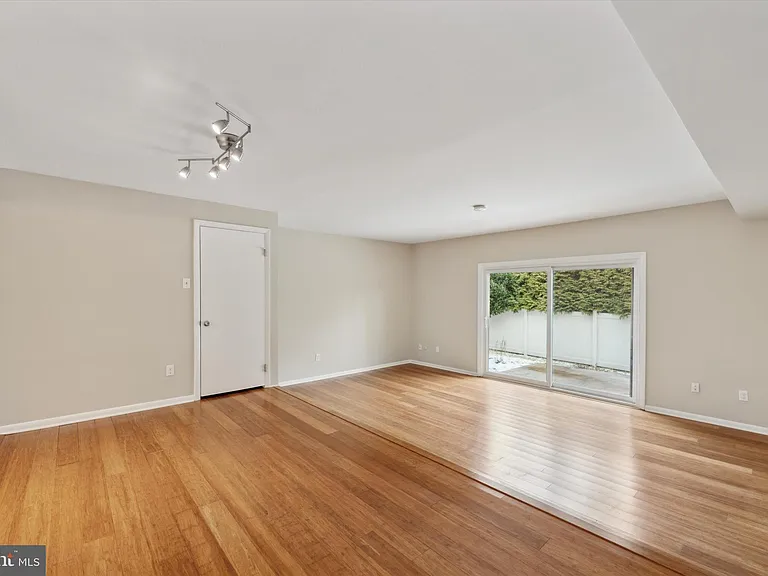 315 S Valley Forge Rd #5 — Photo 4