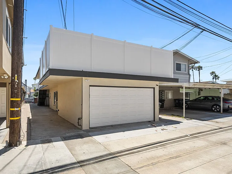 1114 W Balboa Blvd — Photo 19