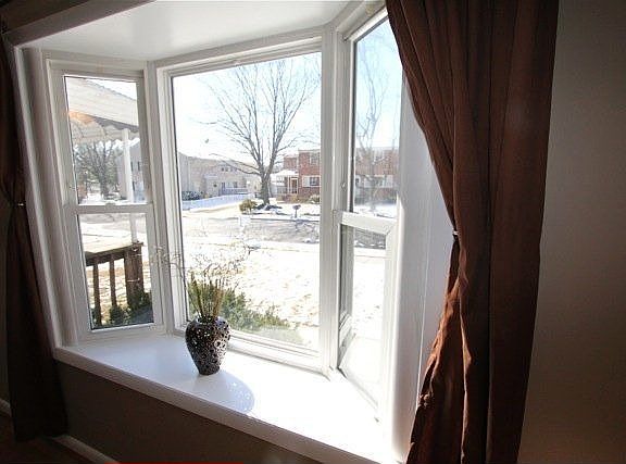 5th image of 1015 Cayer Dr APT A