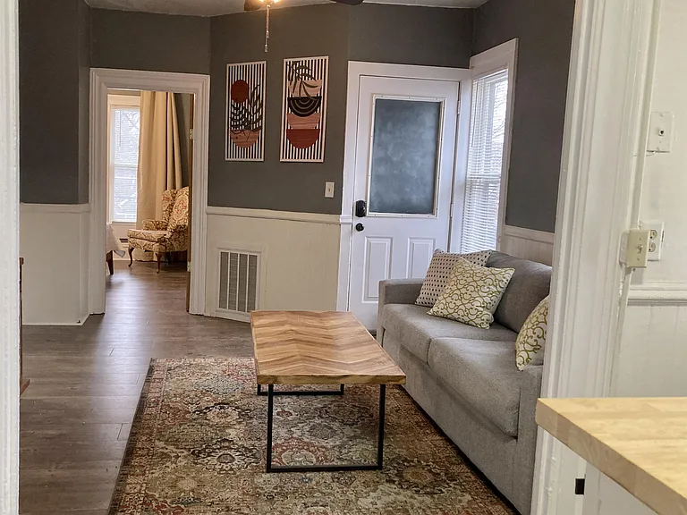 19 Palmer St NE #2 — Photo 14