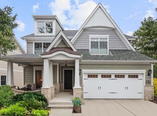 502 S Oak Ave, Westmont, IL