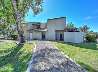 202 E Betty Elyse Lane, Phoenix, AZ 85022