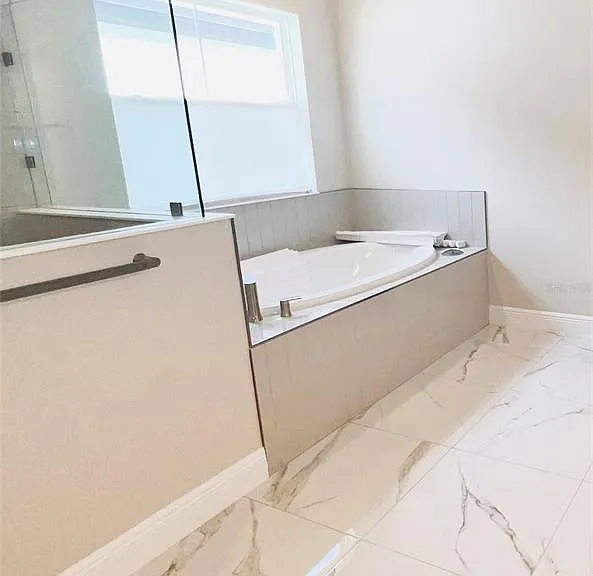 9632 Surrey Rose Dr — Photo 12