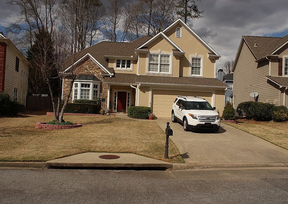 1st image of 2709 Harper Woods Dr
