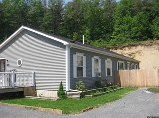 48 Twin Channels Rd, Queensbury, NY 12804