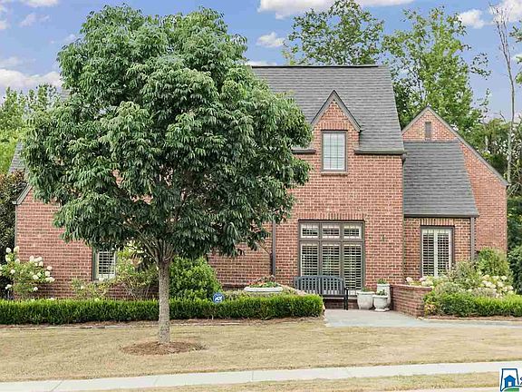 2nd image of 3817 James Hill Cir