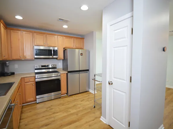 9142 Maple Grove Dr, Summerville, SC 29485