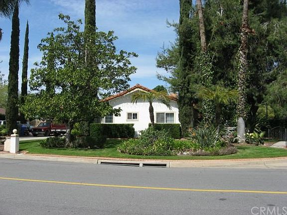 5th image of 17048 Saint Andrews Dr