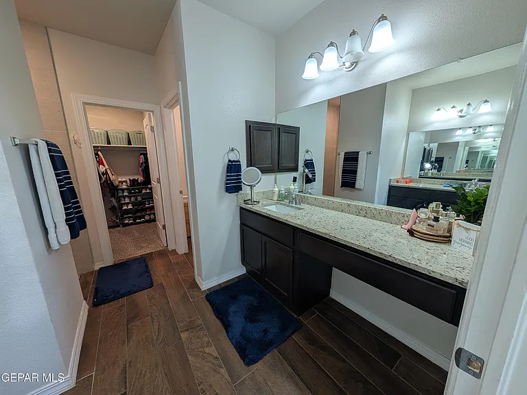 10601 Hidden Crown Pl — Photo 16
