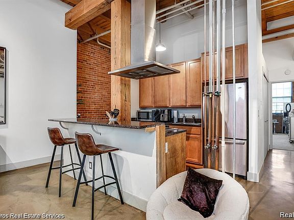 5th image of 6533 E Jefferson Ave APT 112