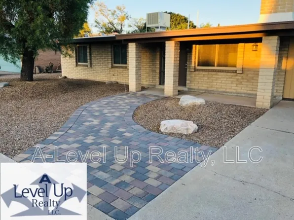 7532 N Rasmussen Ave, Tucson, AZ 85741
