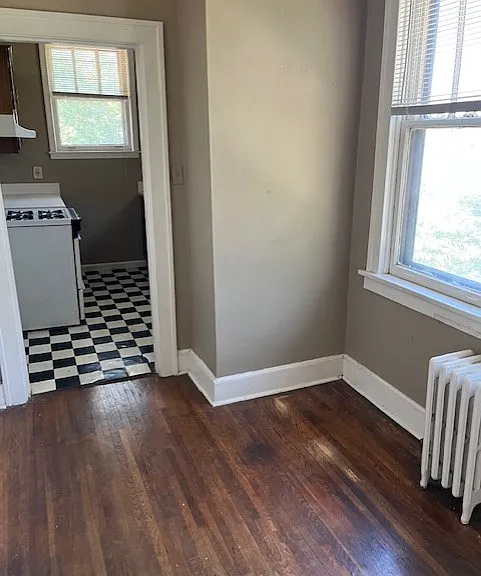 35 N McLean Blvd #12 — Photo 4
