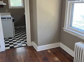 35 N McLean Blvd