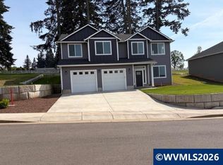 709 NW George Ct, Sublimity, OR 97385