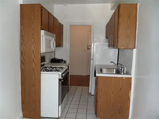 Rented by Maison International | media 36