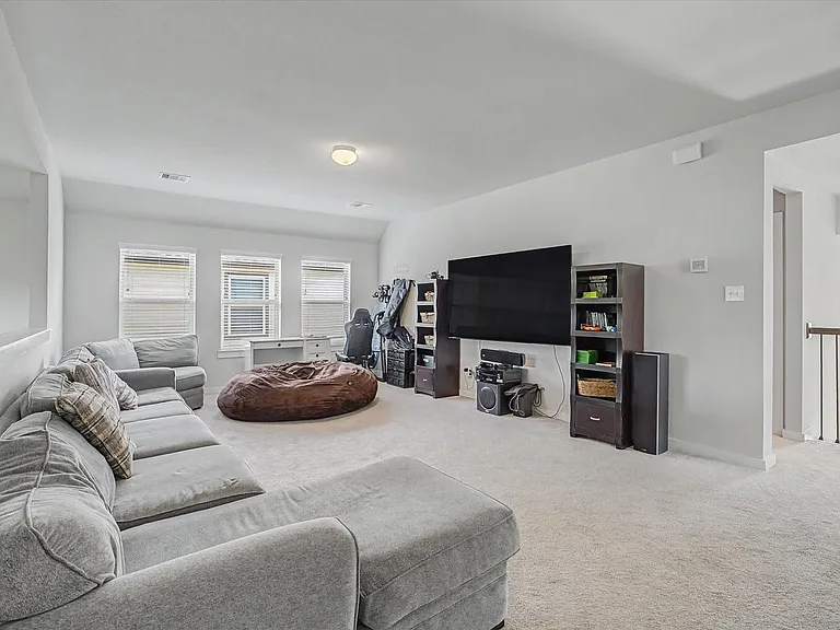 18307 Windy Knoll Way — Photo 20