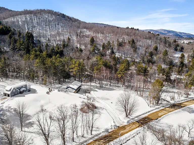 550 Texas Hill Rd #B — Photo 27