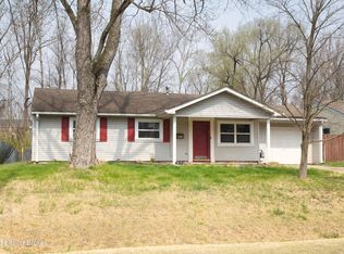 4811 Andalusia Ln, Louisville, KY 40272