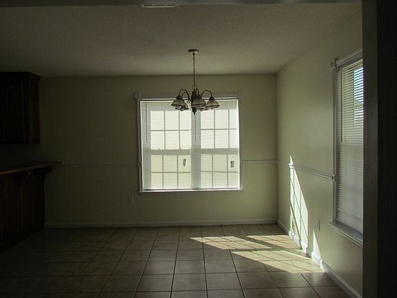 3rd image of 481 Bryson Cir
