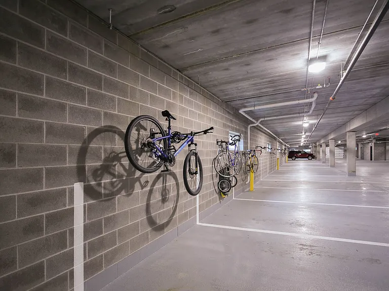 B7 Flats — Photo 9