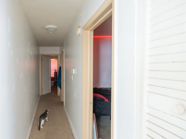 wichita-kansas-443187045 picture