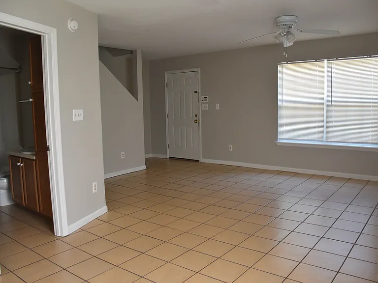 804 N Woodward Ave #A — Photo 2